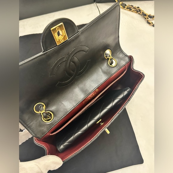 Chanel Lambskin Matelasse single Flap Chain ShoulderBag w/detachable mini wallet - Picture 2 of 15